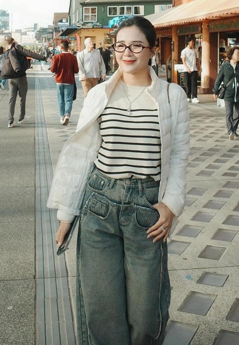 Lucie-เผลอ Lucie-เผลอ