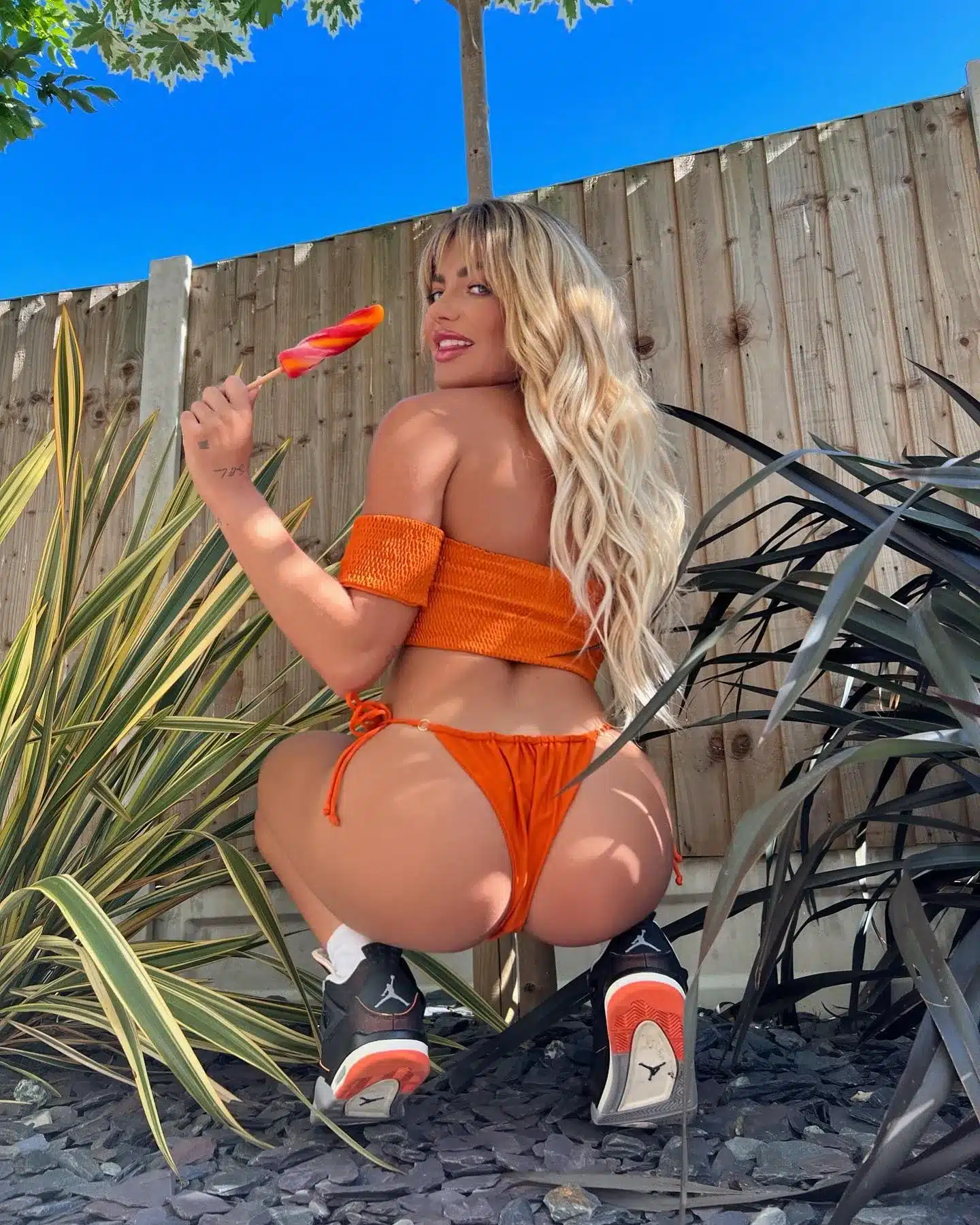 Megan-Barton-Hanson (2)